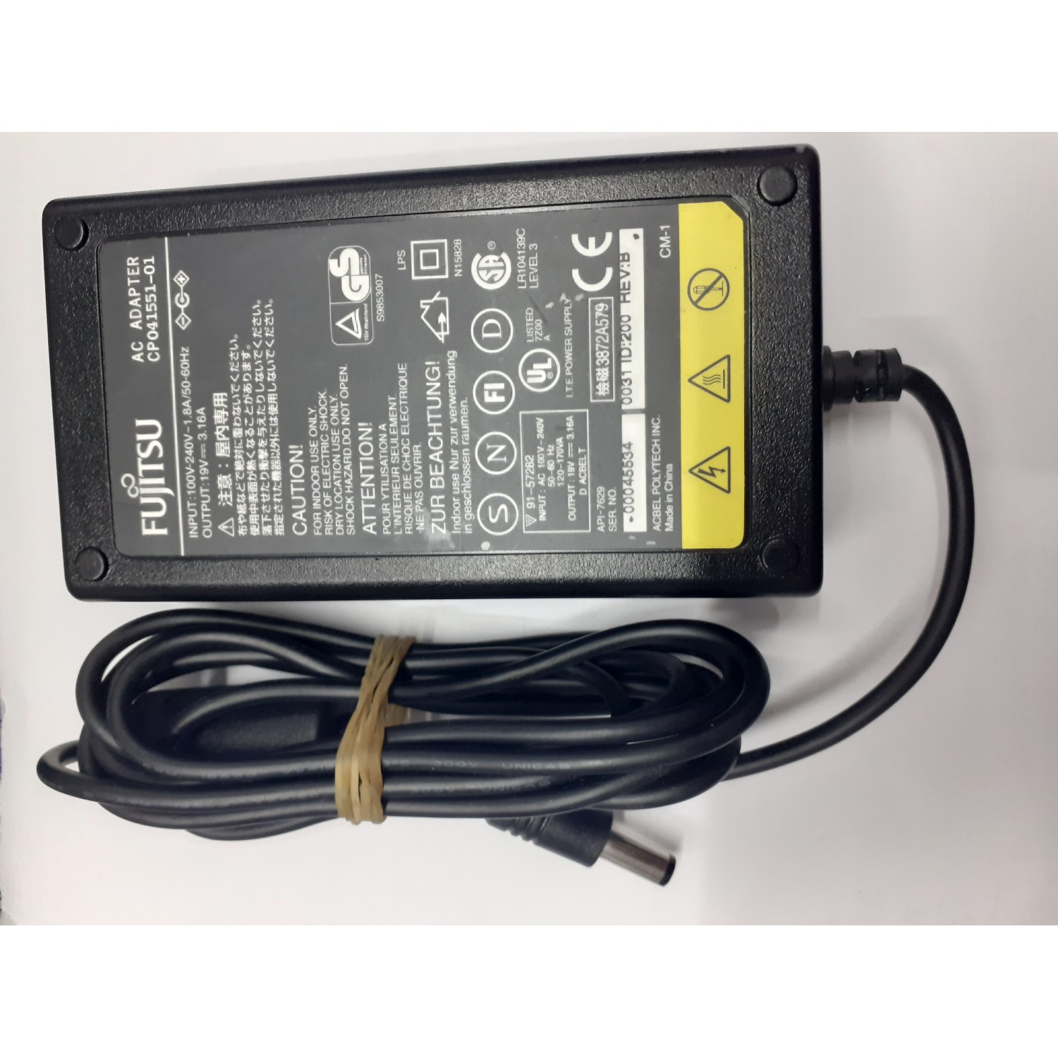 ALIMENTATOR FUJITSU CP041551-01 19V 3.16A mufa 5.5mm x 2.5mm Alimentatoare